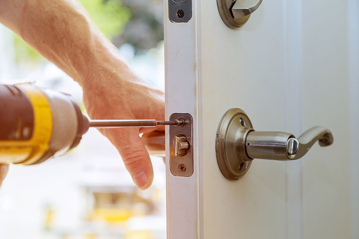 MJW-Long-Island-Handyman-Services-Door-and-Lock-Repair-and-Maintenance